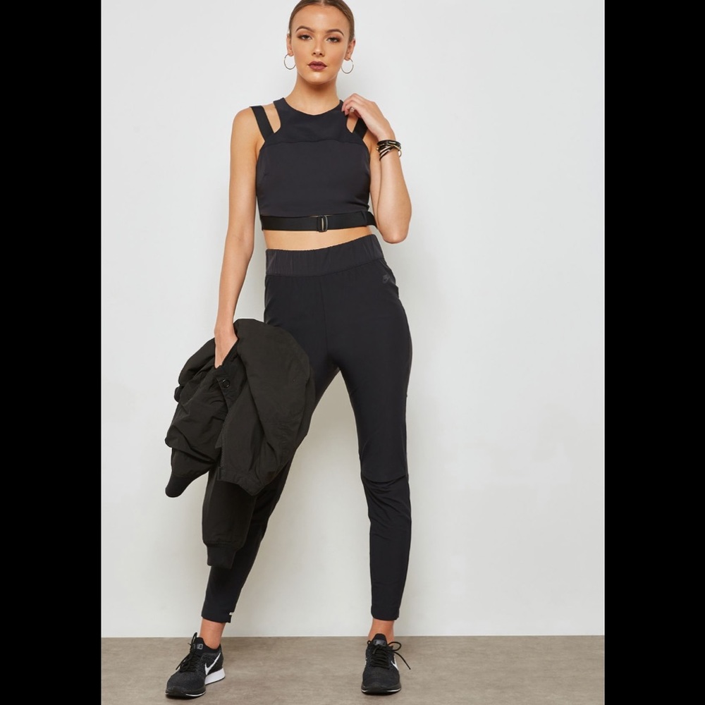 Nike Tech Pack high waist slim pant leggings NWT small